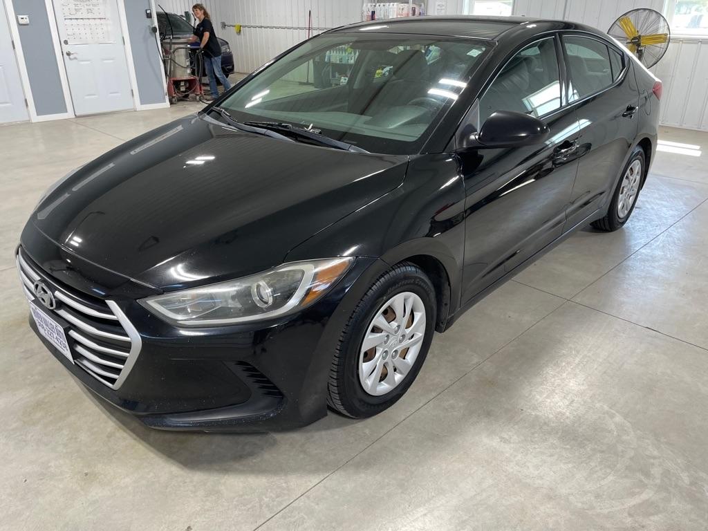 Hyundai Elantra  2017