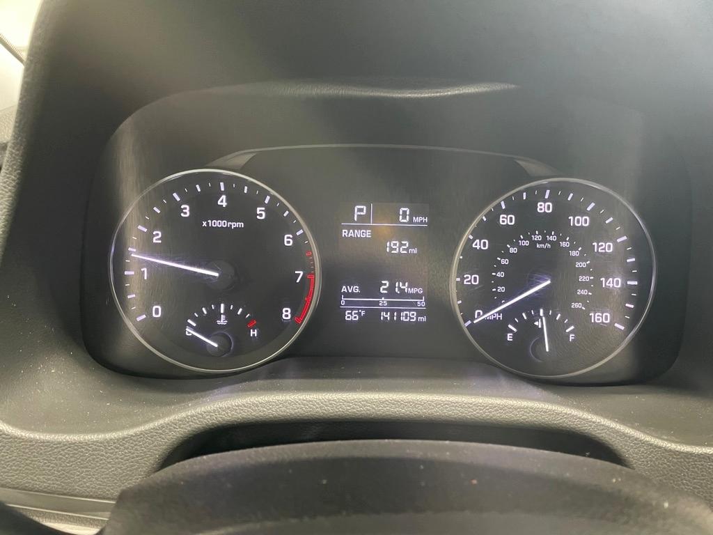 Hyundai Elantra  2017