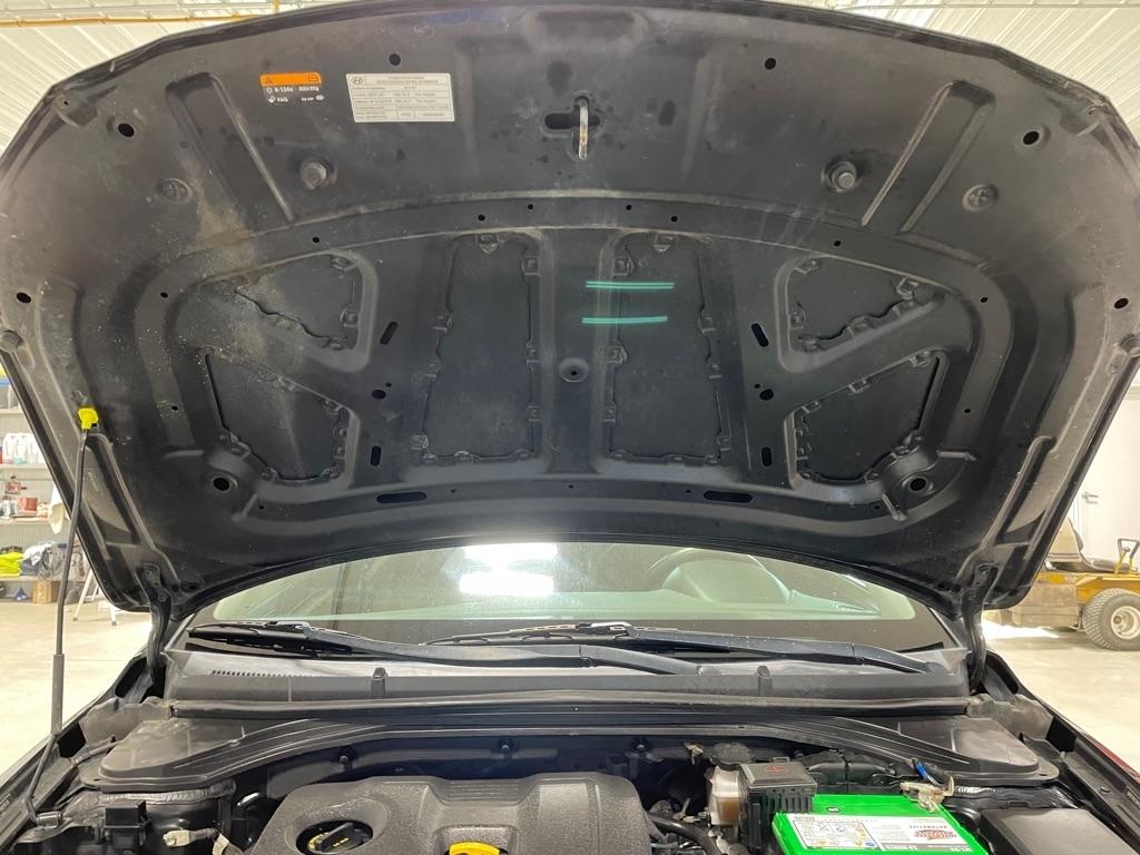 Hyundai Elantra  2017
