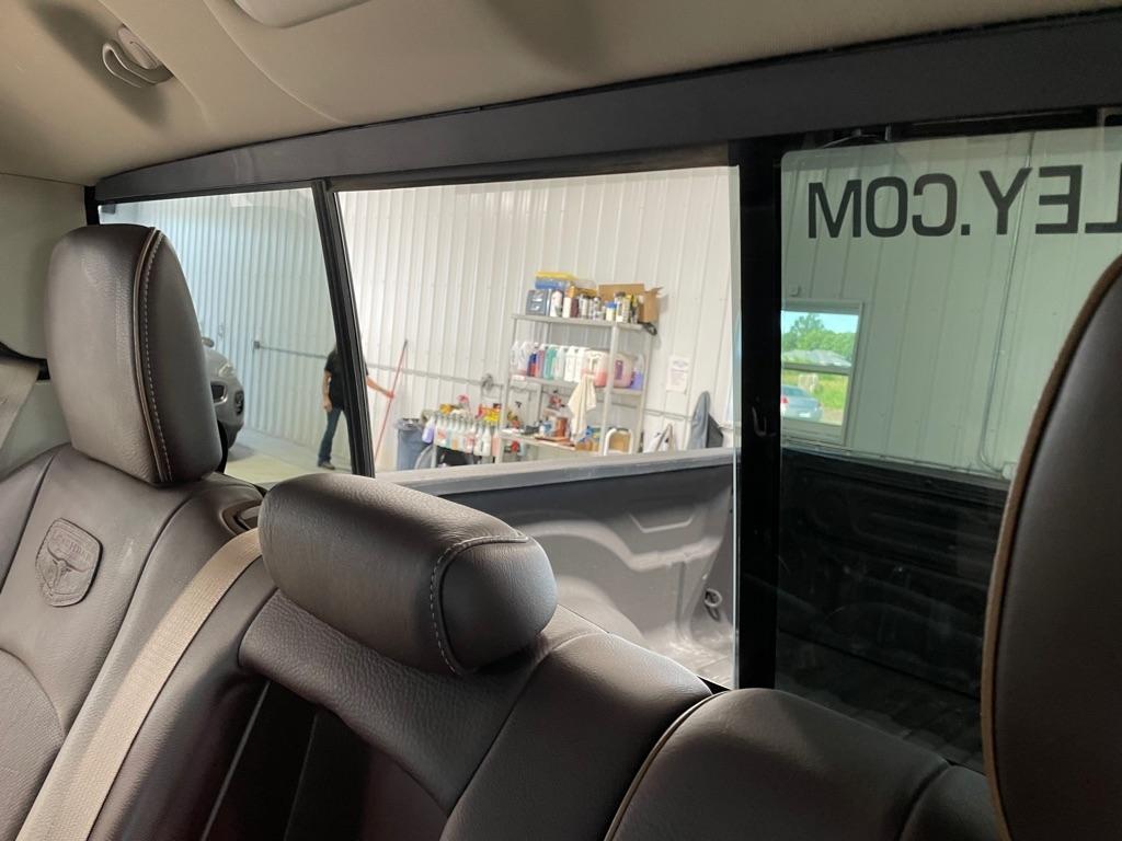RAM 1500 Laramie Longhorn 2015