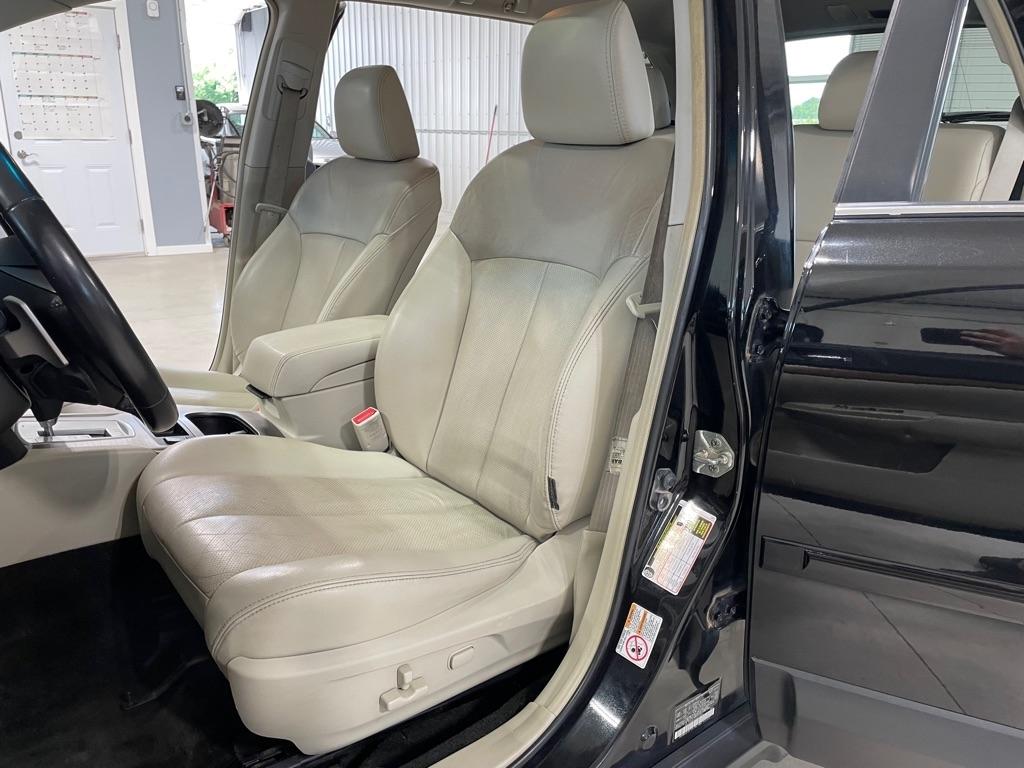 Subaru Outback  2013