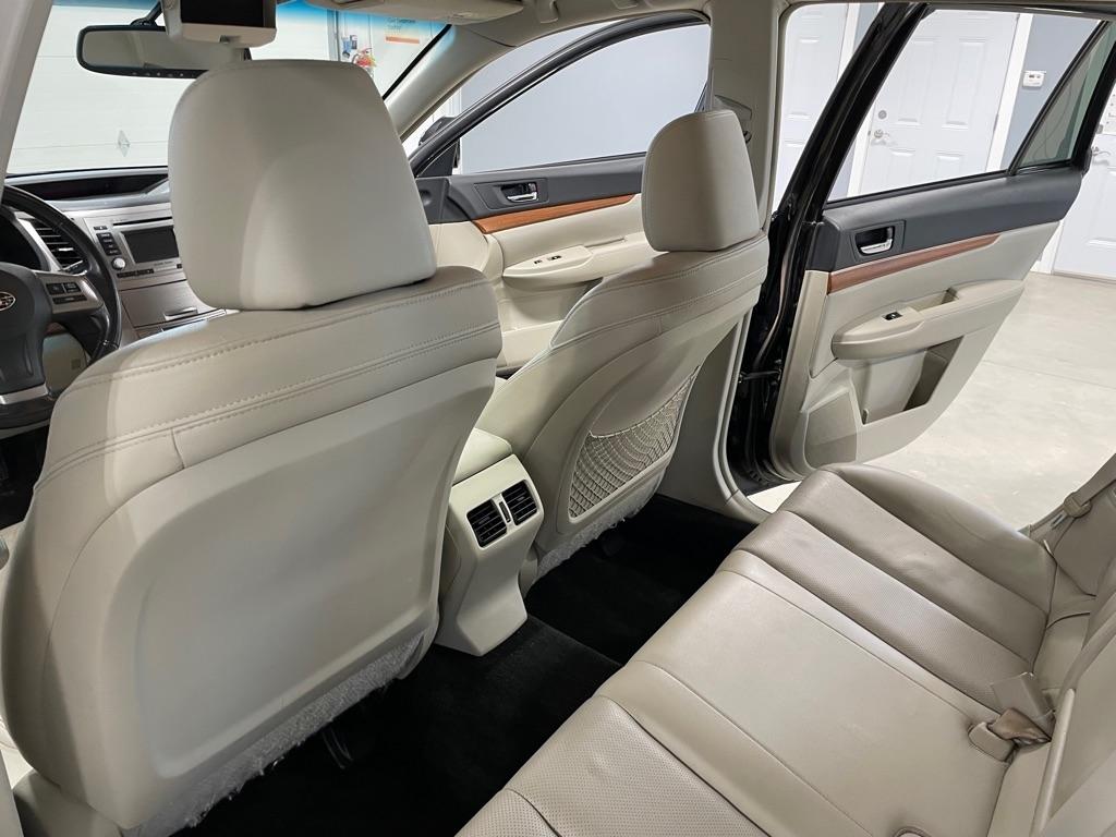 Subaru Outback  2013