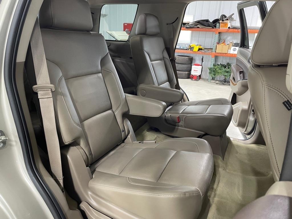 Chevrolet Tahoe  2015