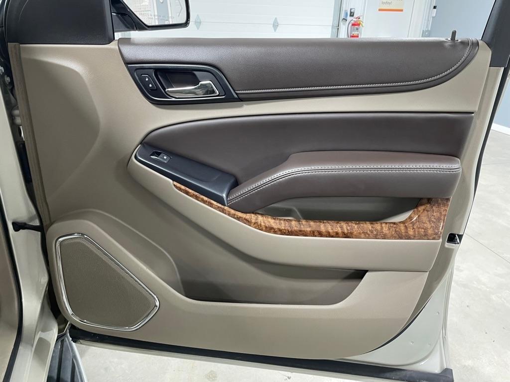 Chevrolet Tahoe  2015