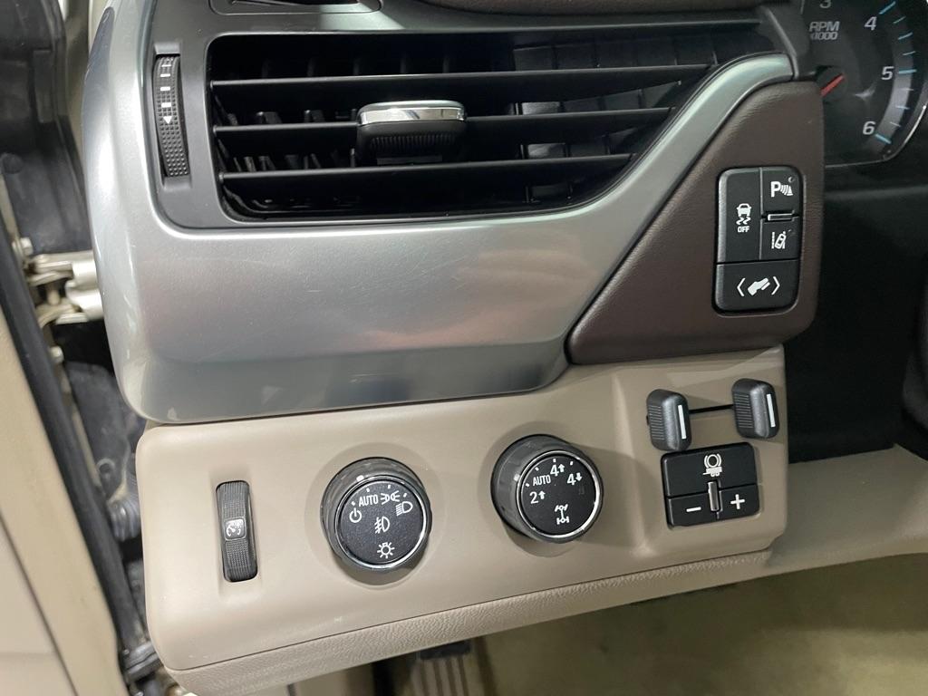 Chevrolet Tahoe  2015