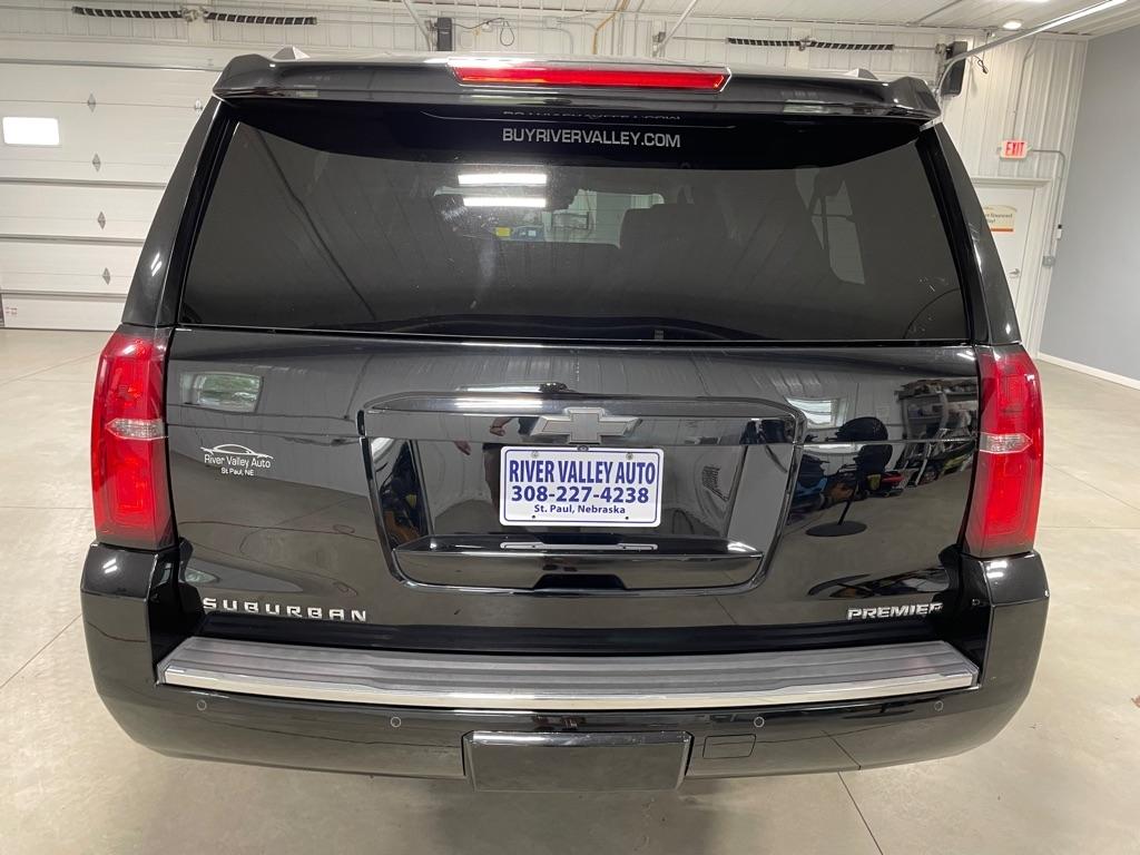 Chevrolet Suburban  2020