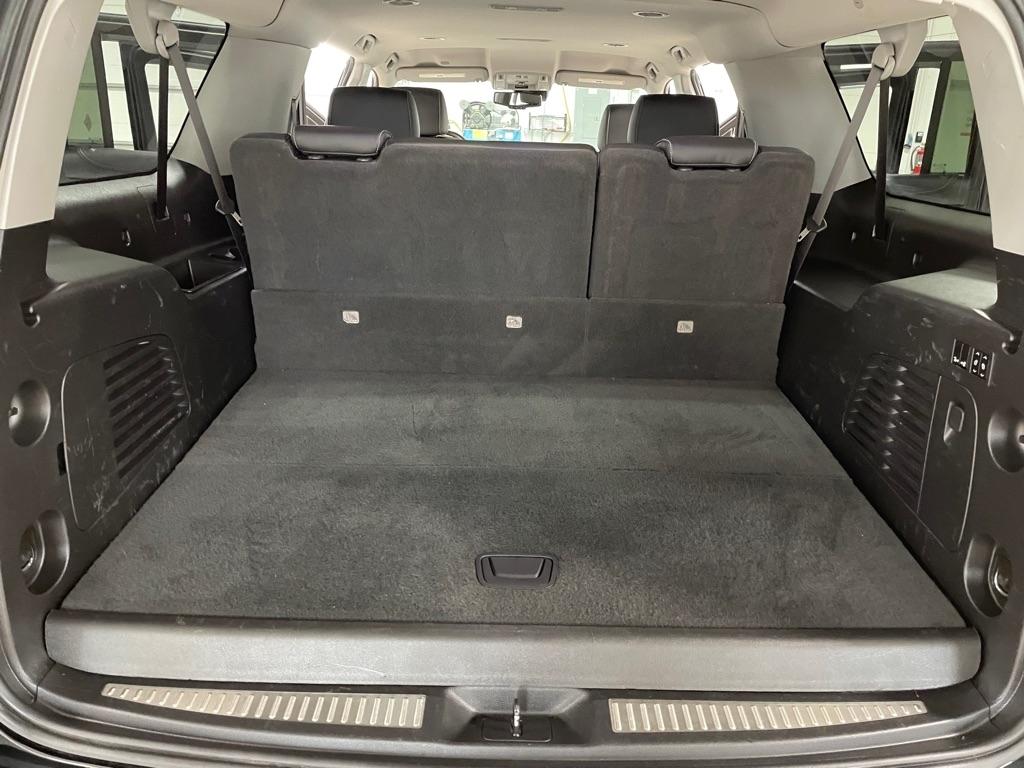 Chevrolet Suburban  2020