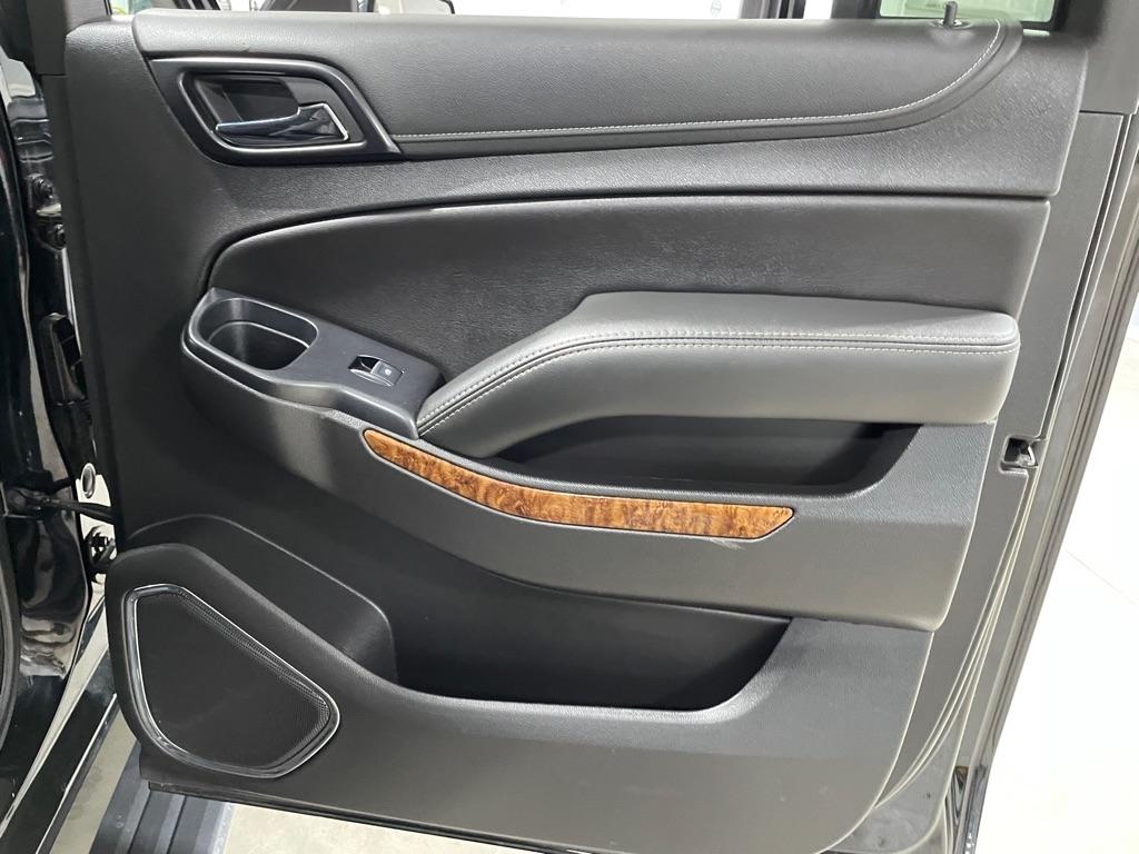 Chevrolet Suburban  2020