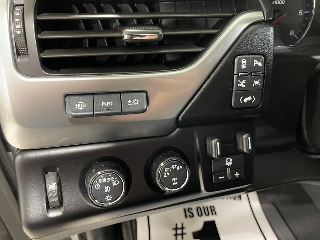 Chevrolet Suburban  2020