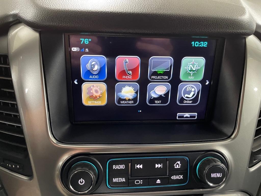 Chevrolet Suburban  2020