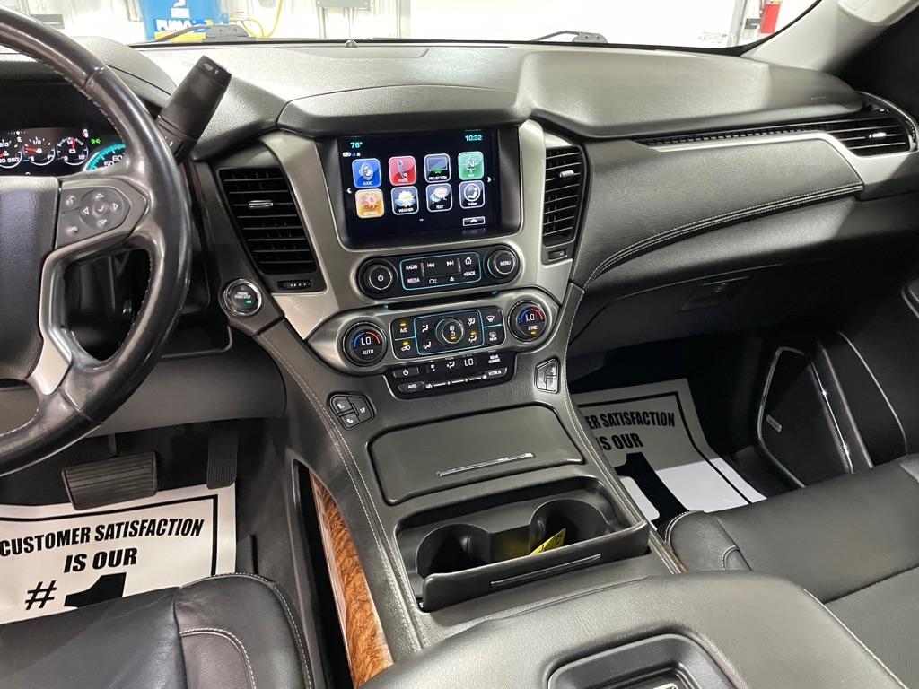 Chevrolet Suburban  2020