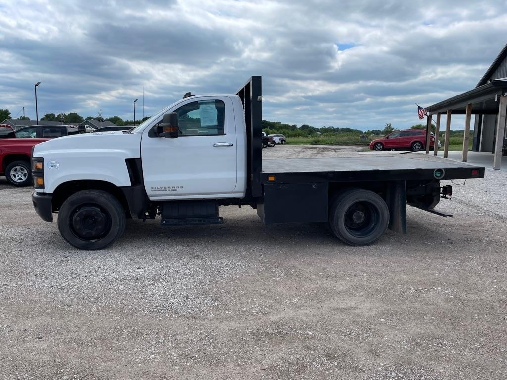 Chevrolet Silverado Medium Duty  2021