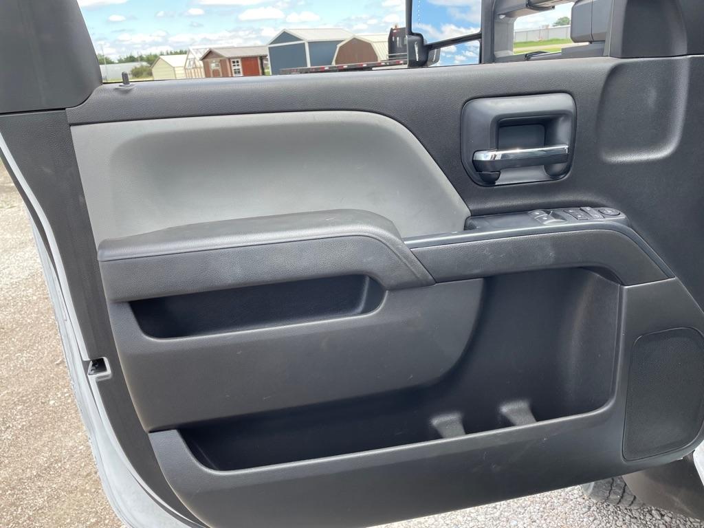Chevrolet Silverado Medium Duty  2021