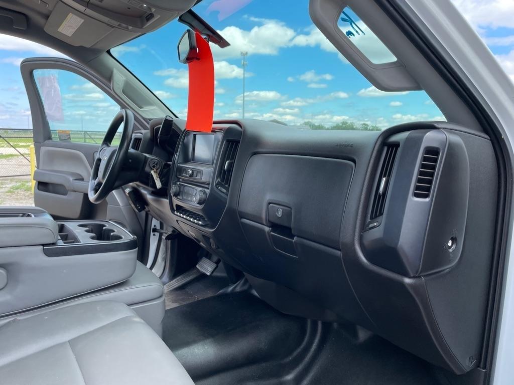 Chevrolet Silverado Medium Duty  2021