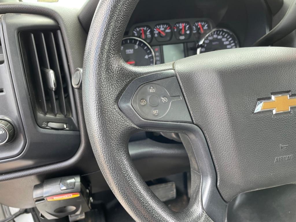Chevrolet Silverado Medium Duty  2021