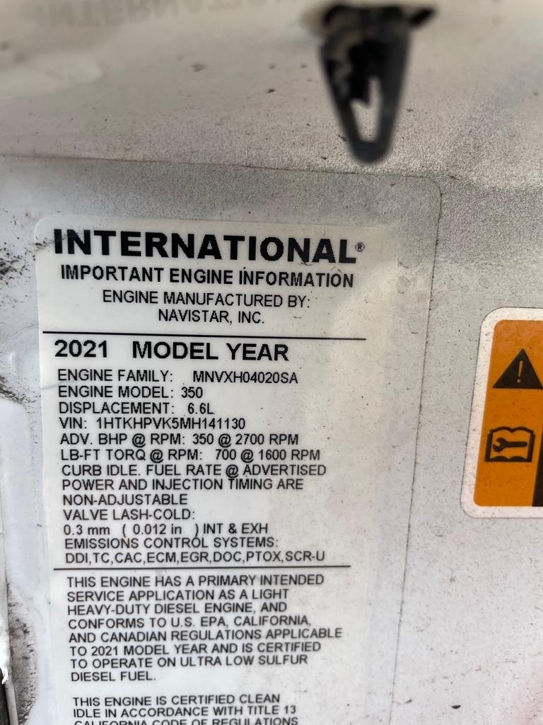 Chevrolet Silverado Medium Duty  2021