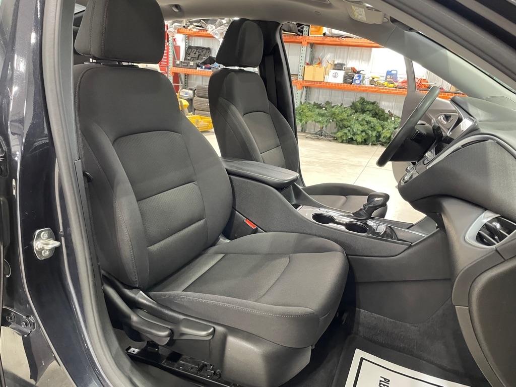 Chevrolet Malibu  2022