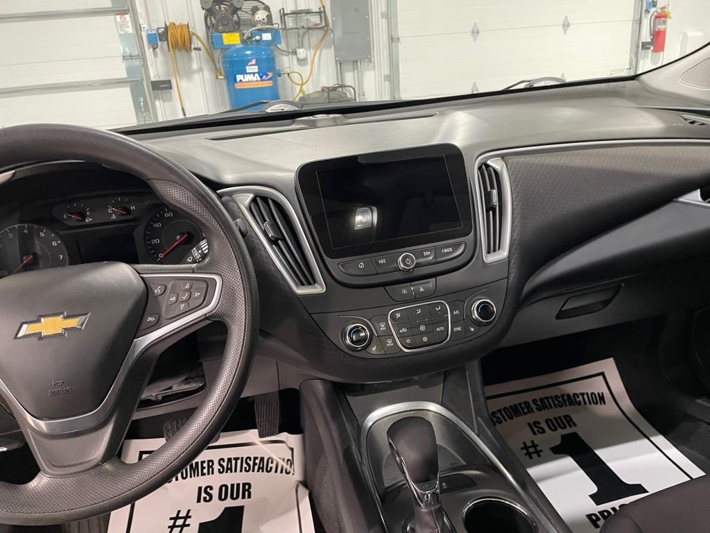 Chevrolet Malibu  2022
