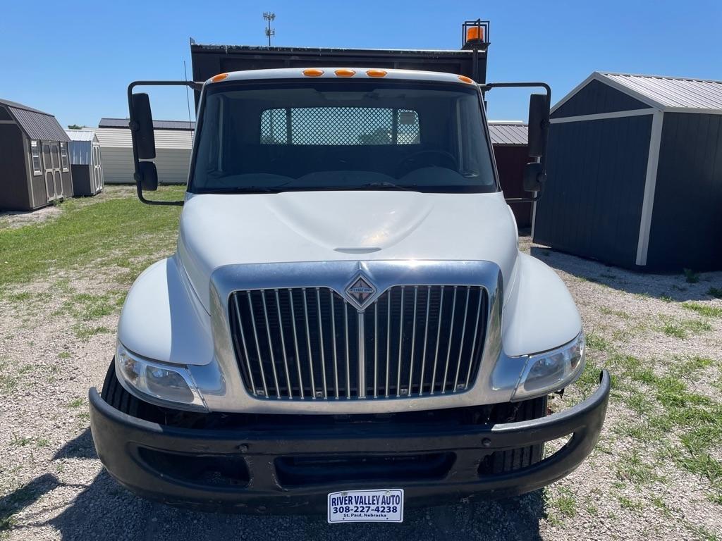 International 4300  2009