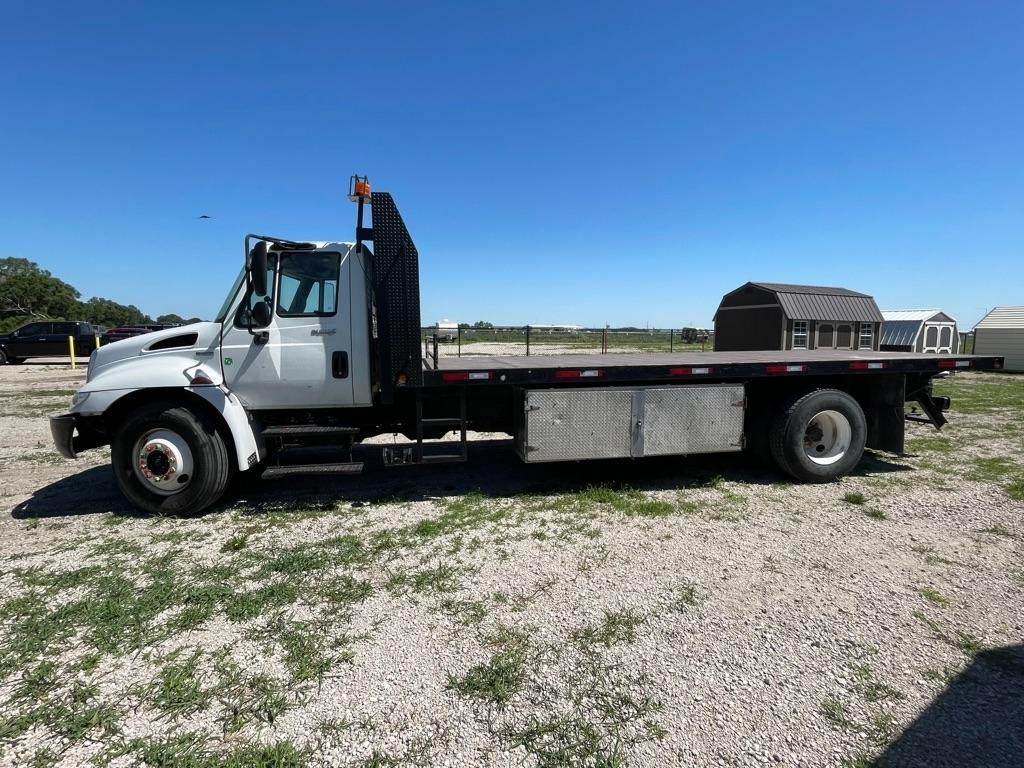 International 4300  2009