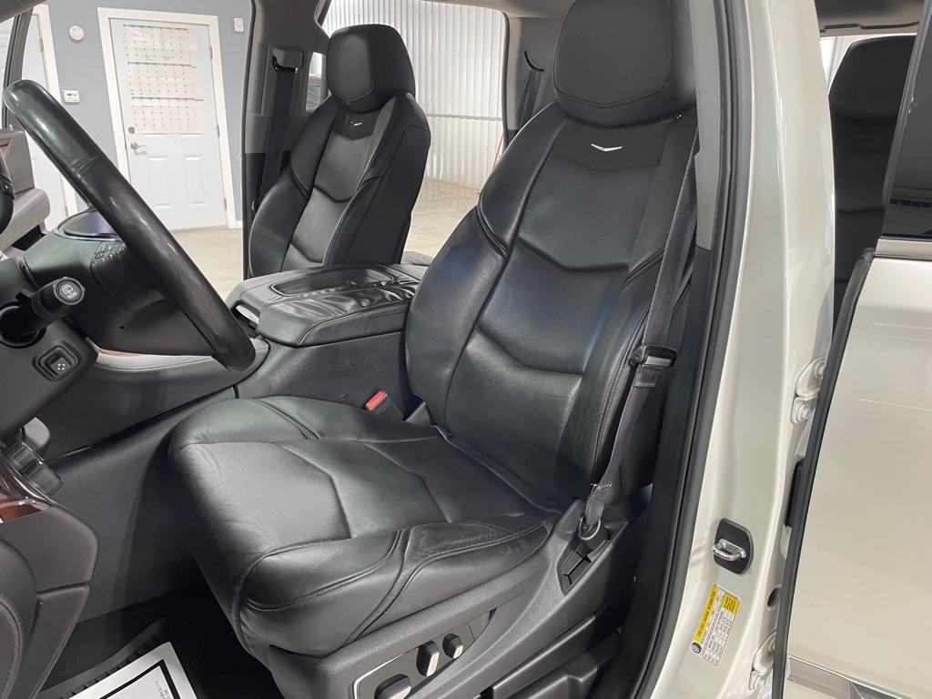 Cadillac Escalade  2015