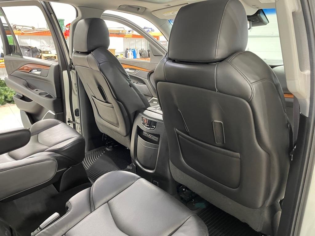 Cadillac Escalade  2015