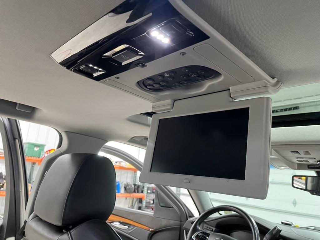 Cadillac Escalade  2015