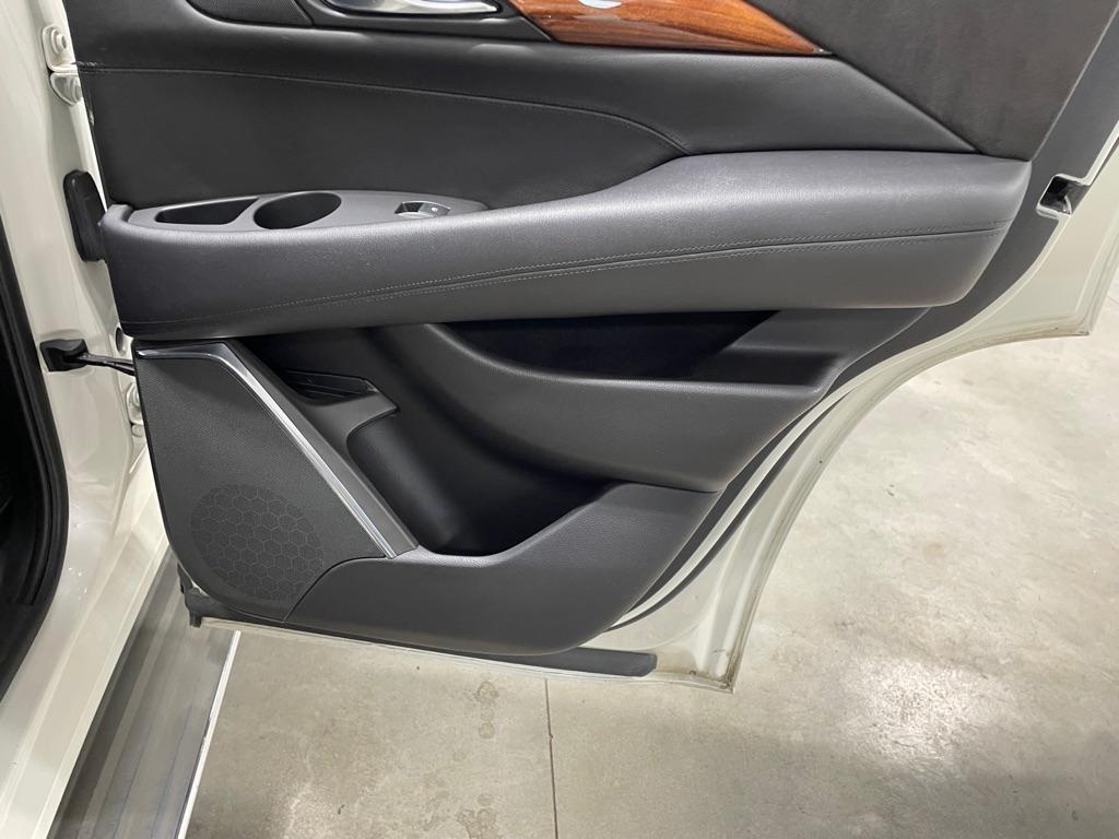 Cadillac Escalade  2015