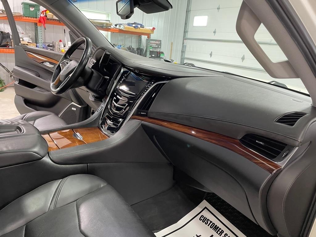 Cadillac Escalade  2015