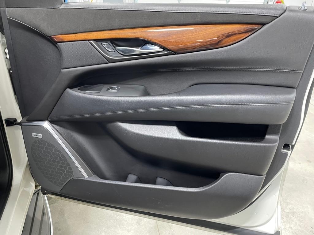 Cadillac Escalade  2015