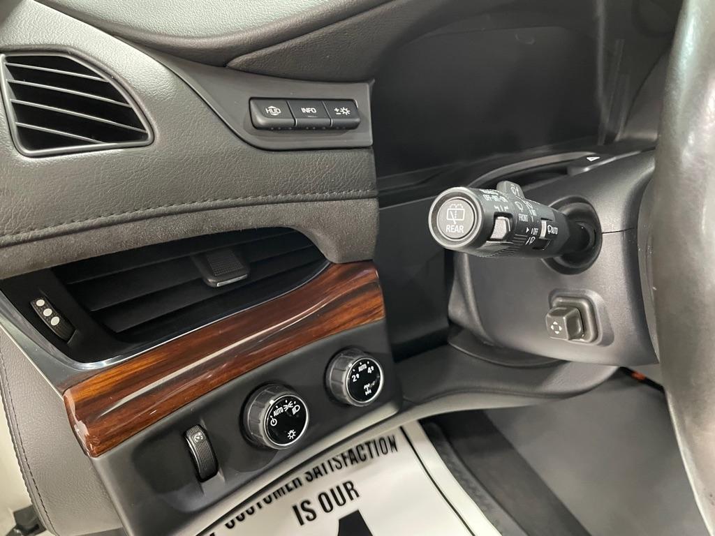 Cadillac Escalade  2015
