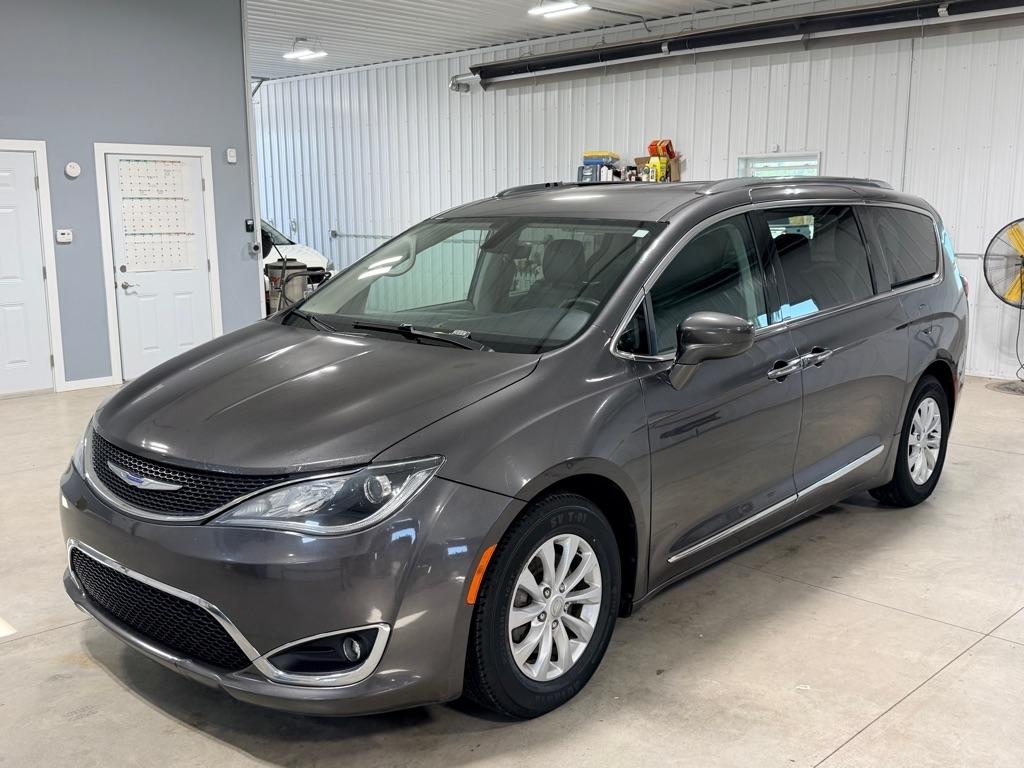 Chrysler Pacifica  2019