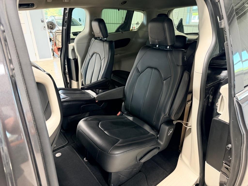 Chrysler Pacifica  2019