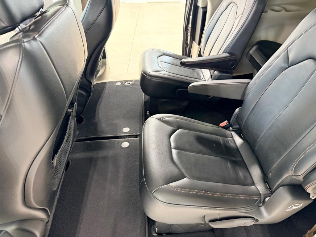 Chrysler Pacifica  2019