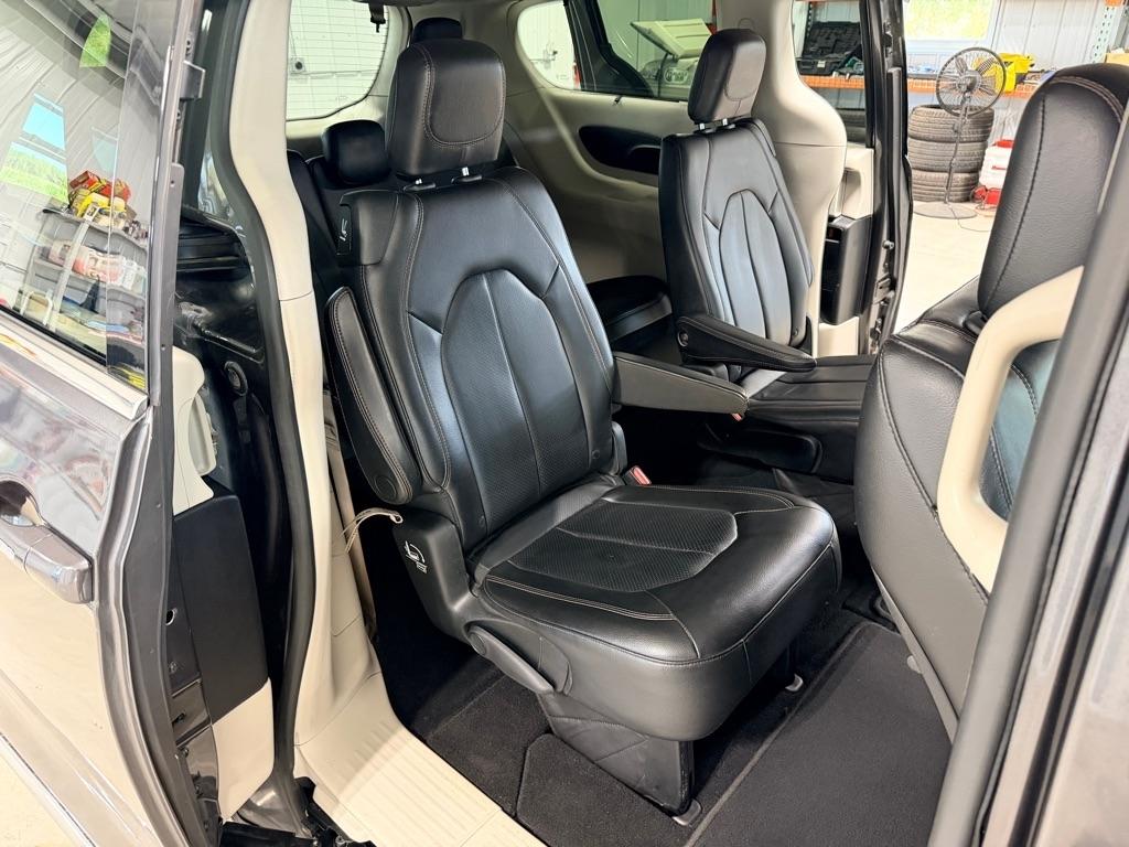 Chrysler Pacifica  2019