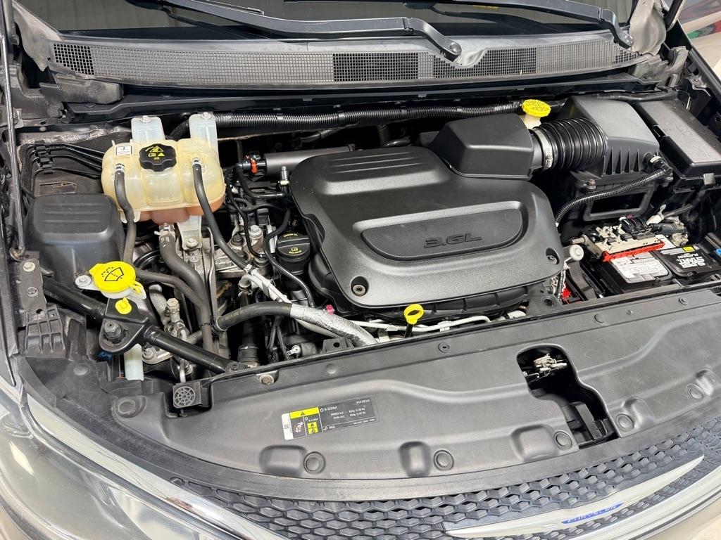 Chrysler Pacifica  2019