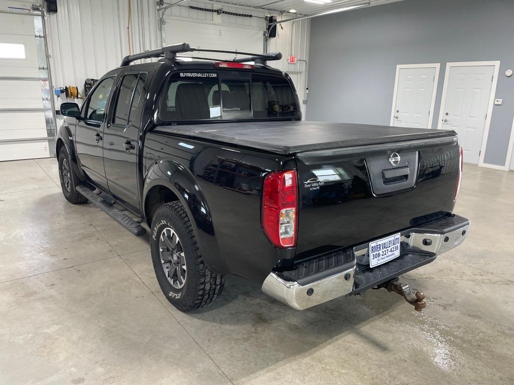 Nissan Frontier  2015