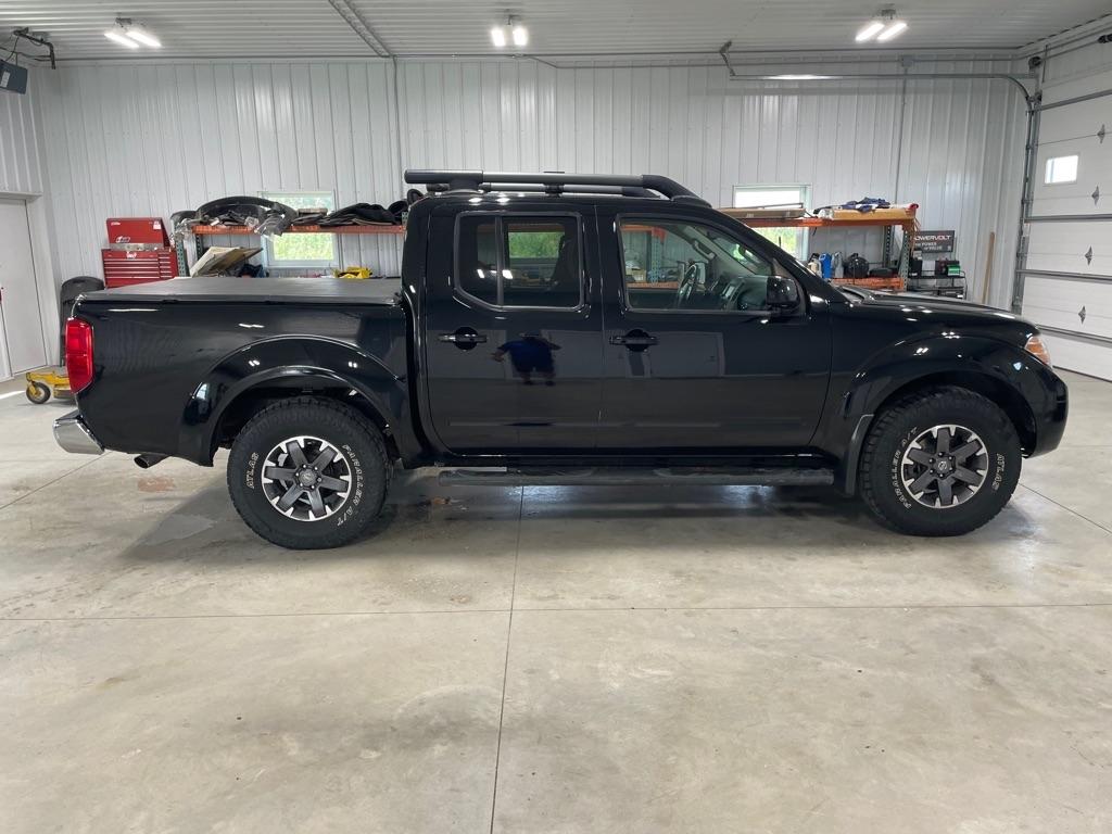 Nissan Frontier  2015