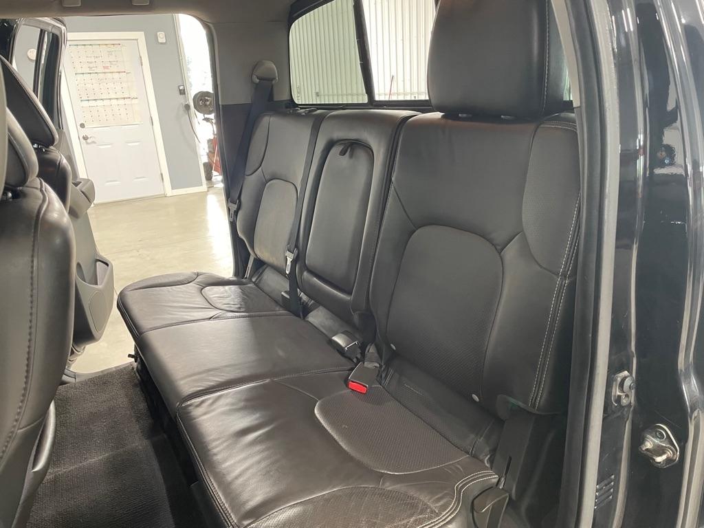 Nissan Frontier  2015