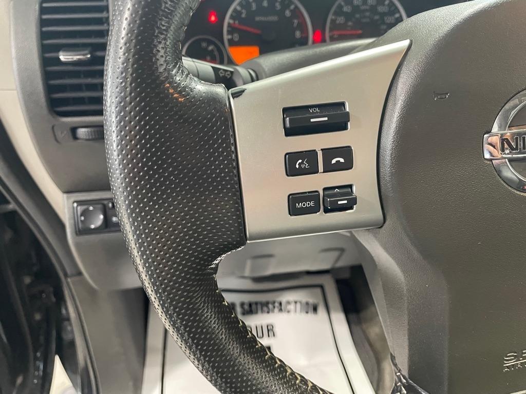 Nissan Frontier  2015