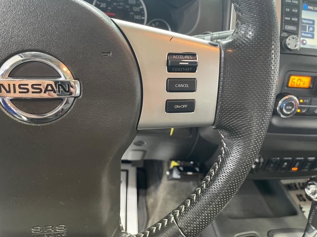 Nissan Frontier  2015