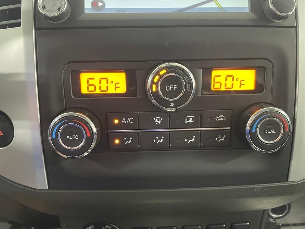 Nissan Frontier  2015