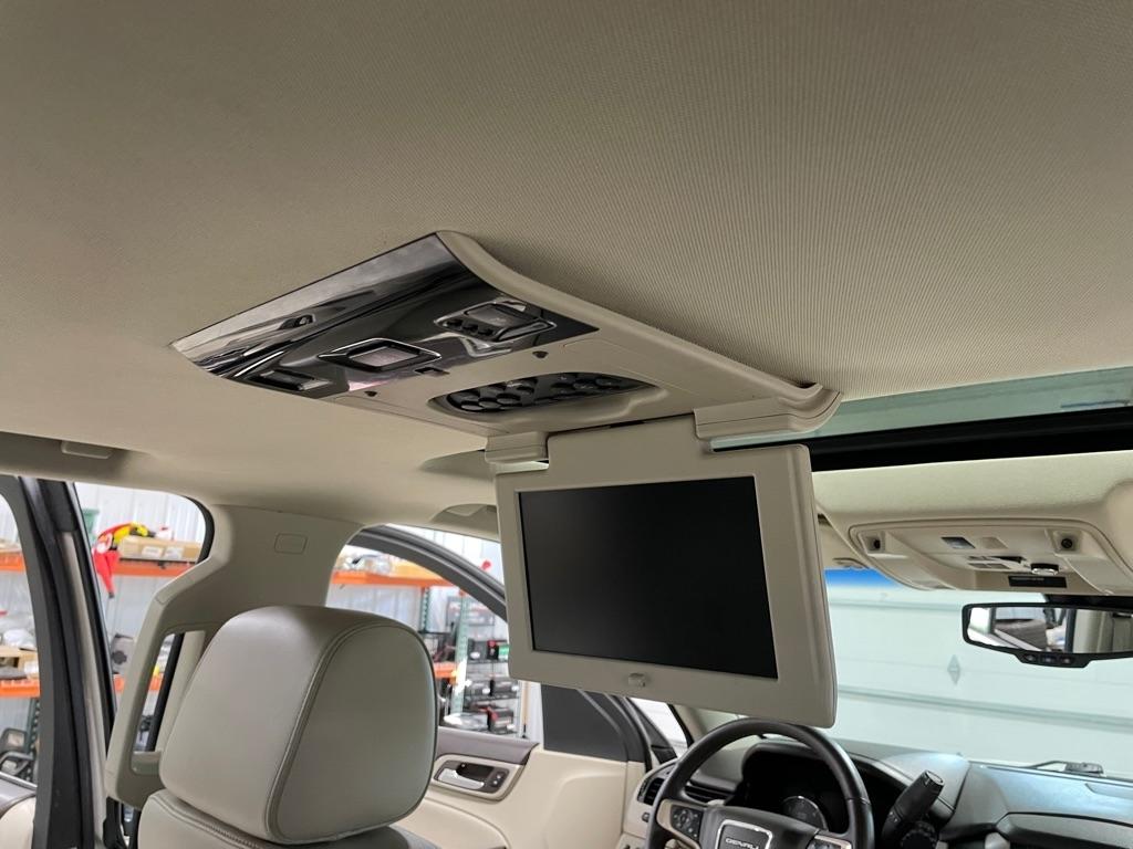 GMC Yukon Denali Denali 2015