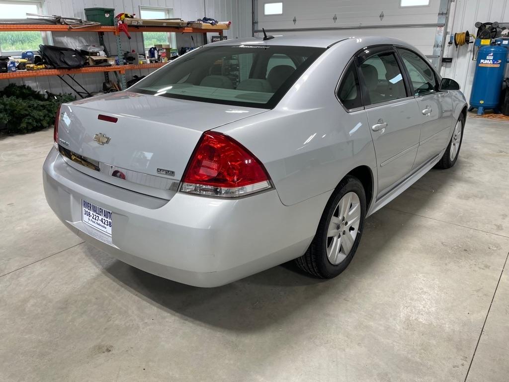 Chevrolet Impala  2010