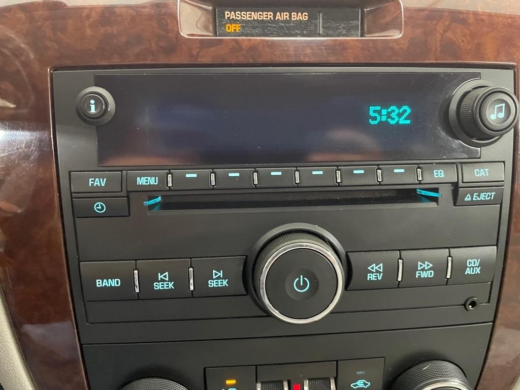 Chevrolet Impala  2010