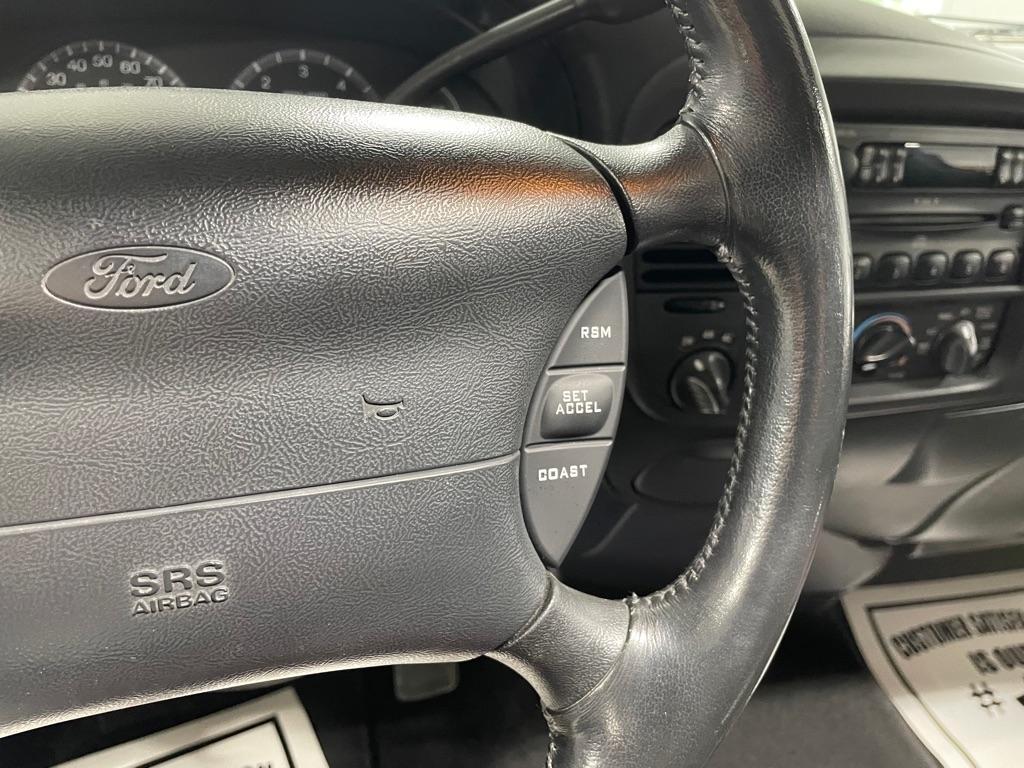 Ford F-150  2003