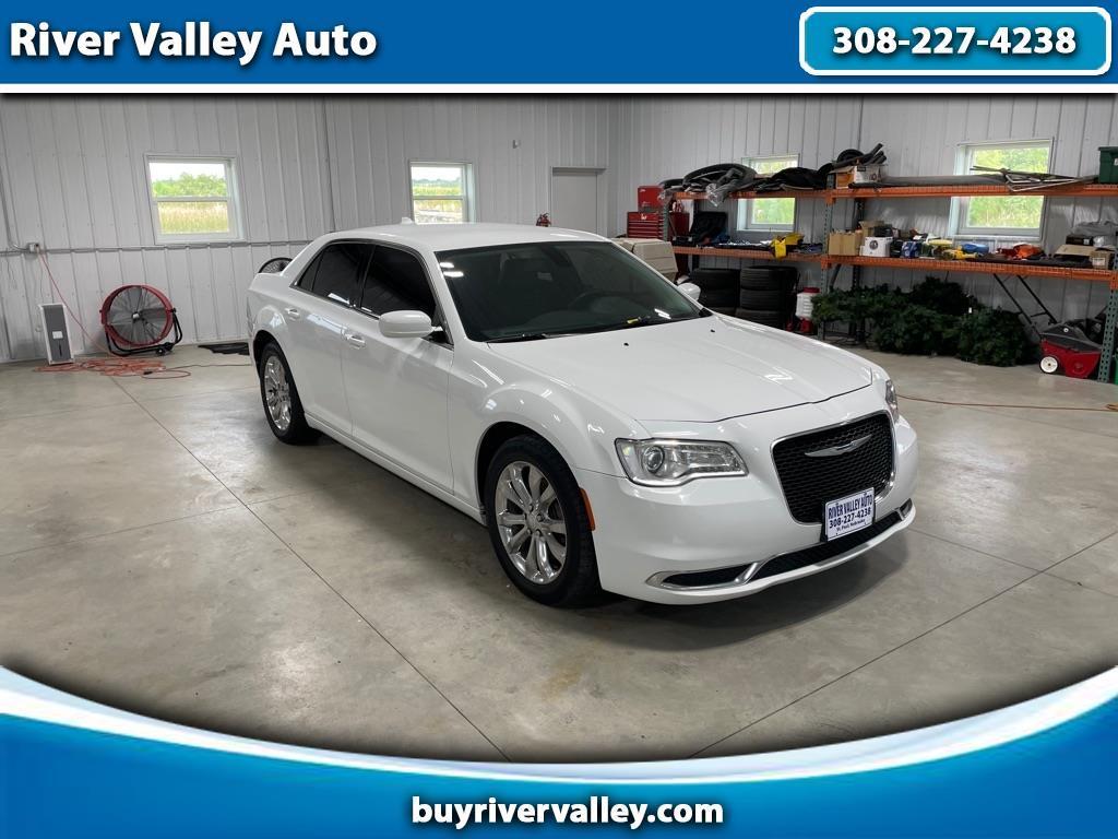 2017 Chrysler 300 LIMITED
