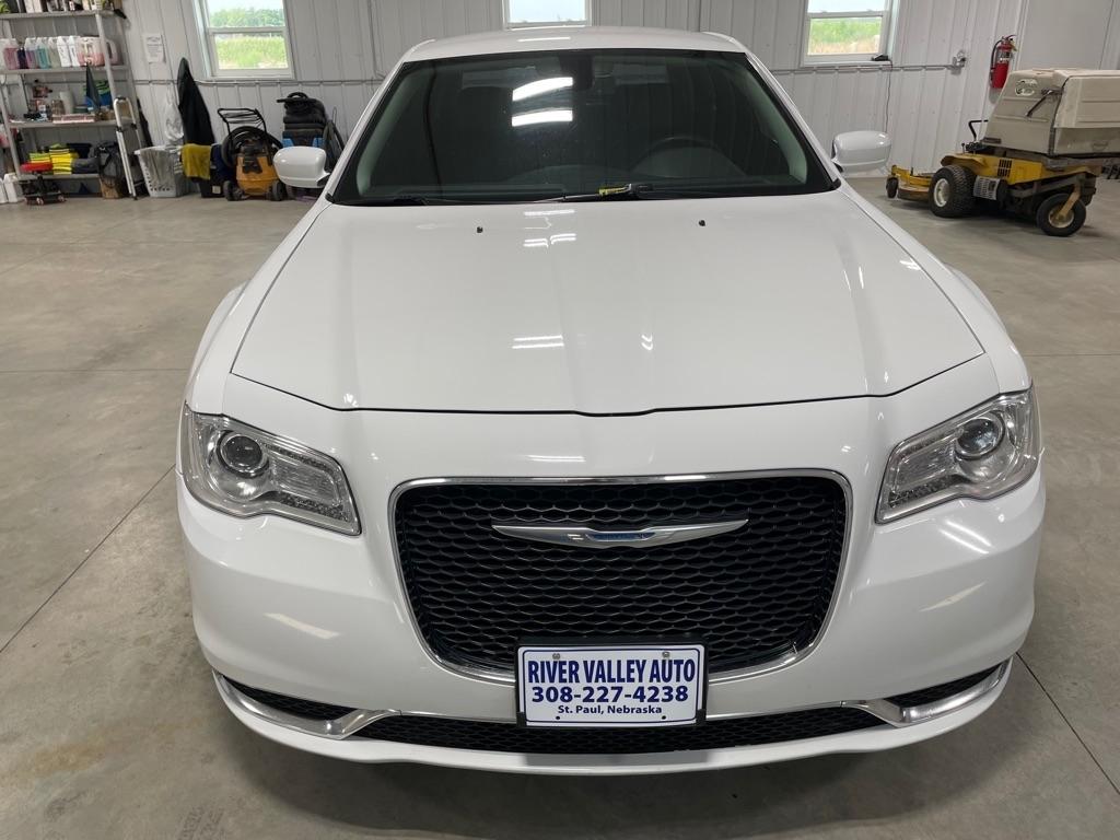 Chrysler 300 Limited 2017