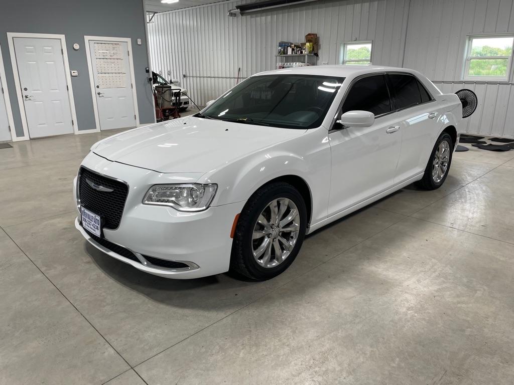 Chrysler 300 Limited 2017