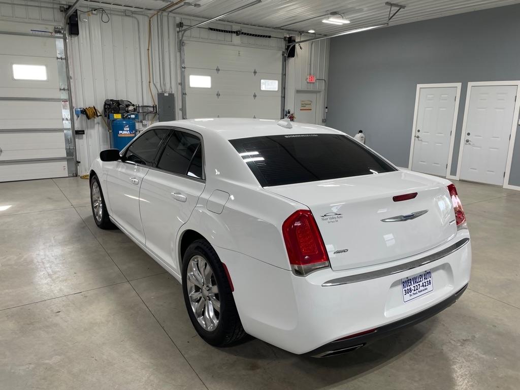 Chrysler 300 Limited 2017